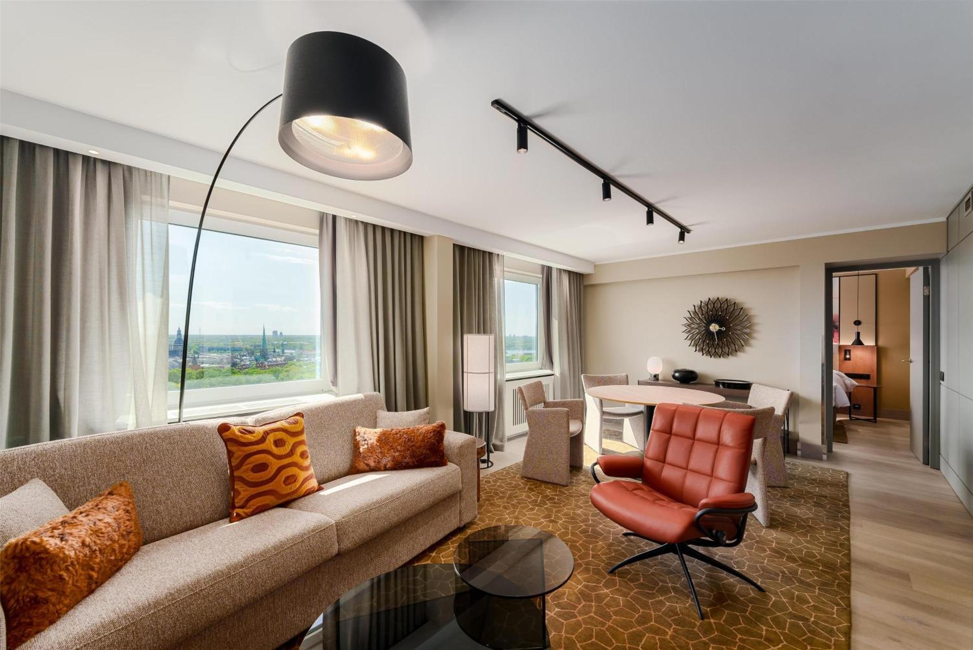 Suite with Spa Access,1672560864:JPEG